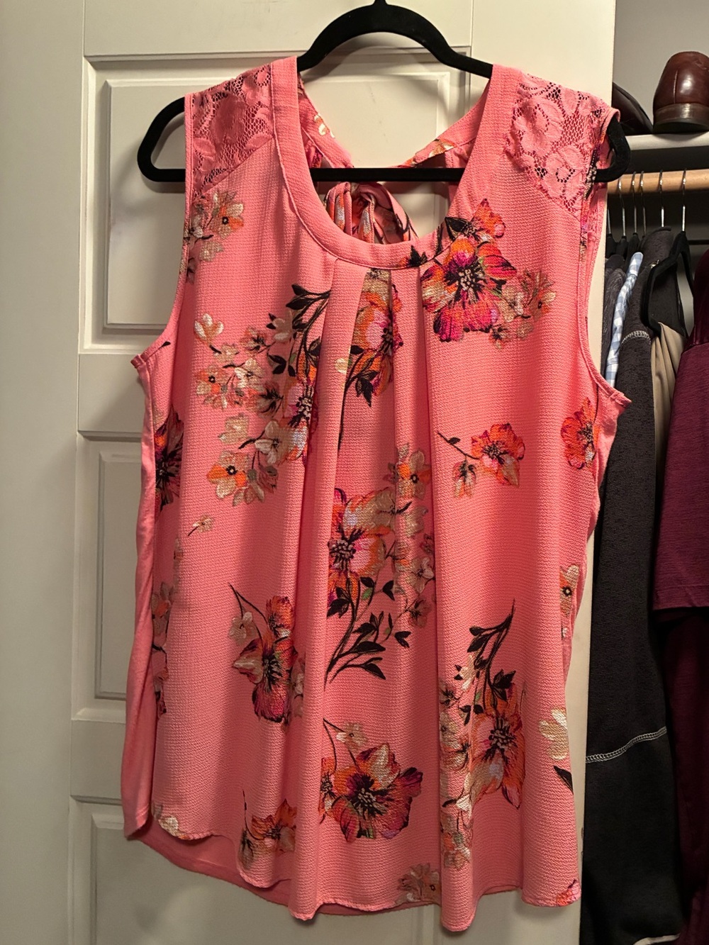 Pink Floral Sleeveless Blouse - Women